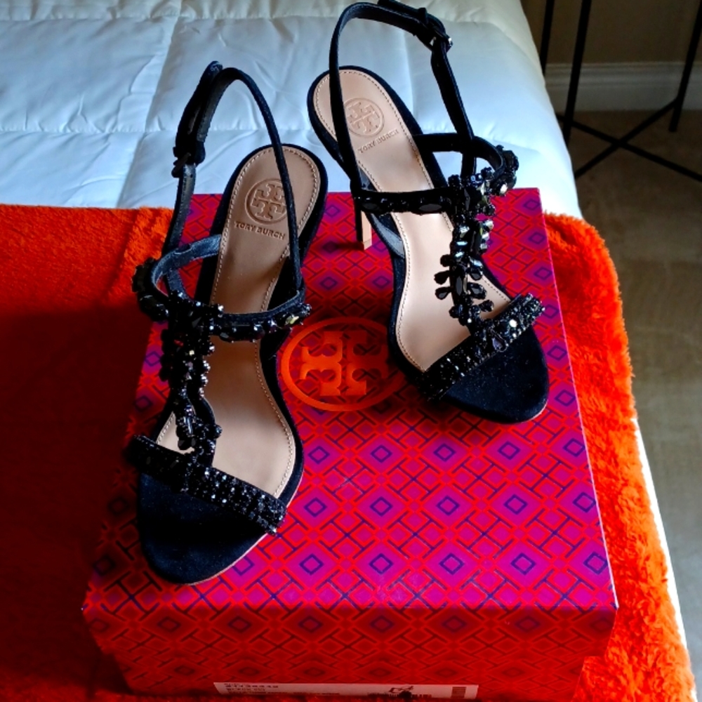 Tory Burch sz 8.5 Black Suede Sandal